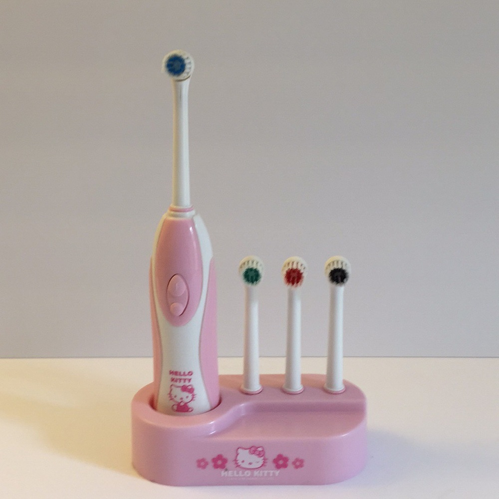 Hello Kitty toothbrush set for kids